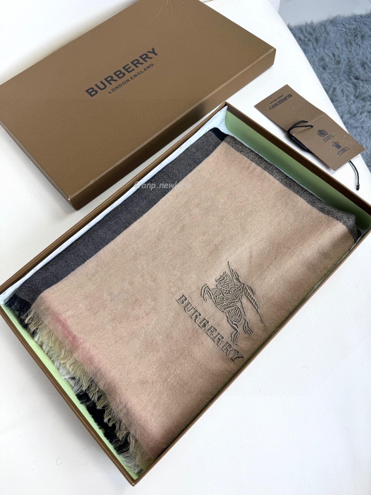 Burberry Vintage Check Cashmere Scarf 90x200cm (4) - newkick.vip